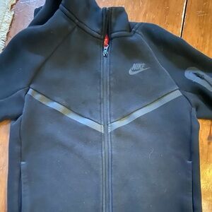 Nike tech zip up hoodie